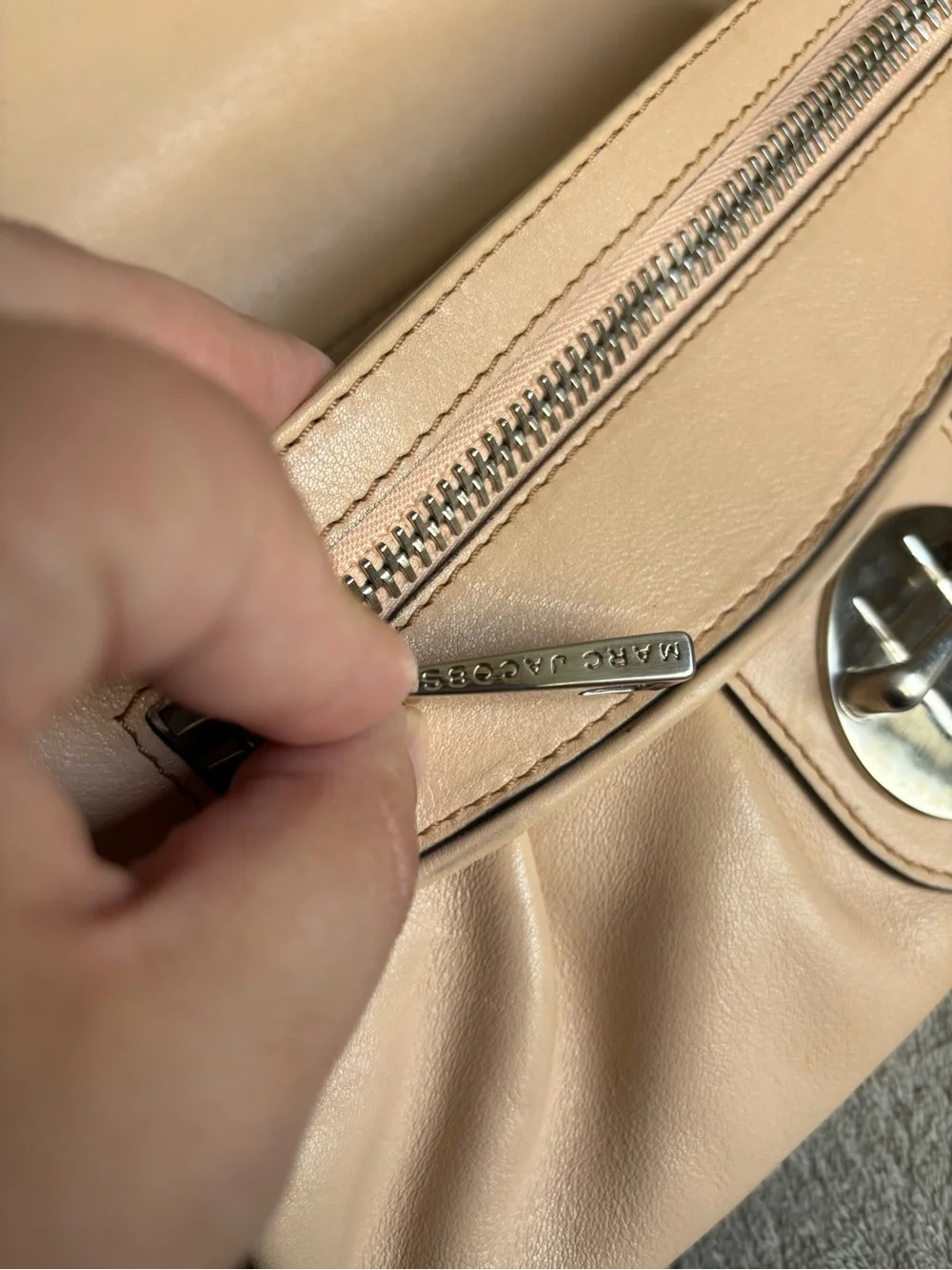 Marc Jacobs Leather Shoulder Bag Vintage - Picture 3 of 8